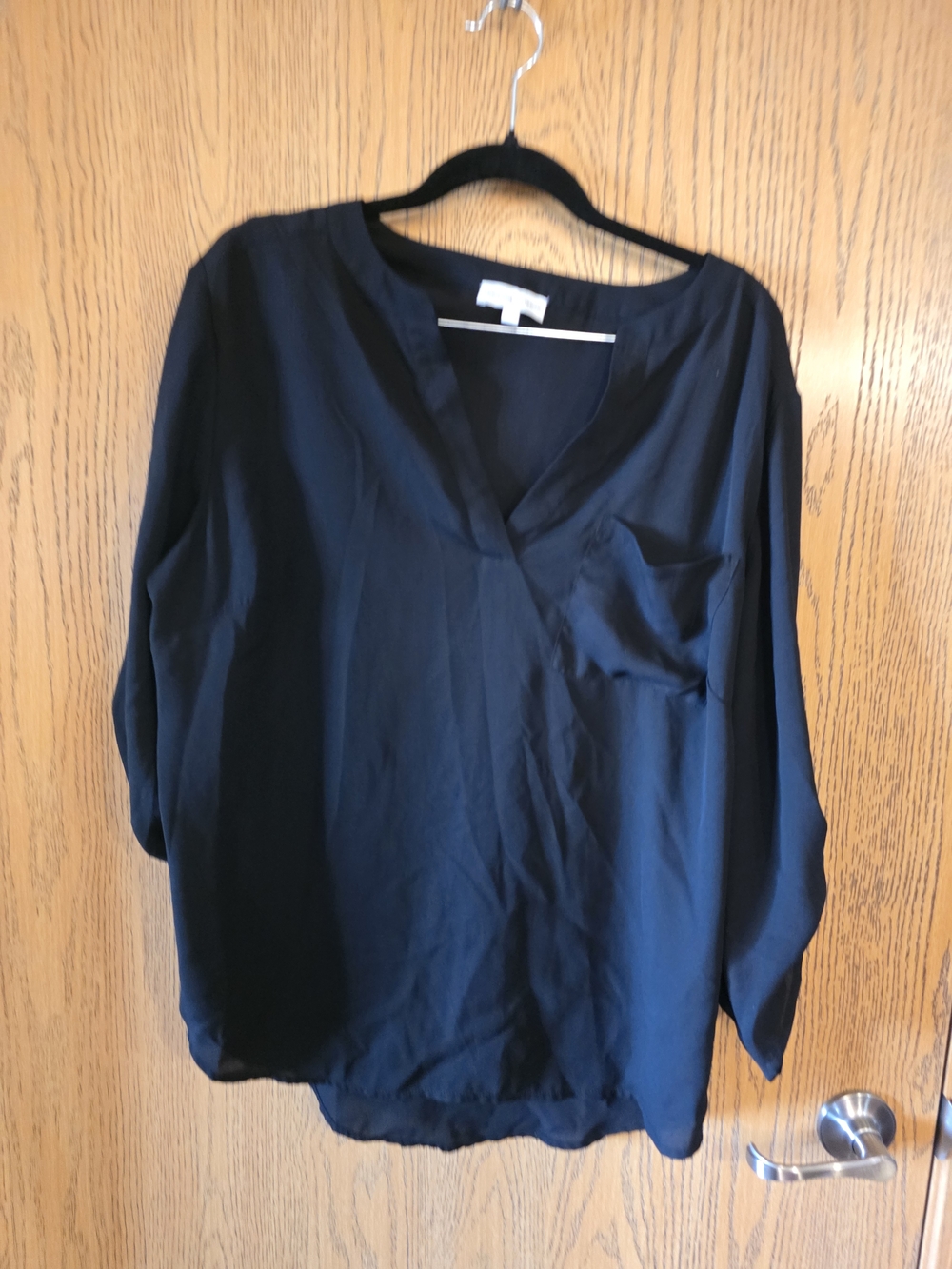 Adrienne Vittadini Black V-Neck Long Sleeve Blouse